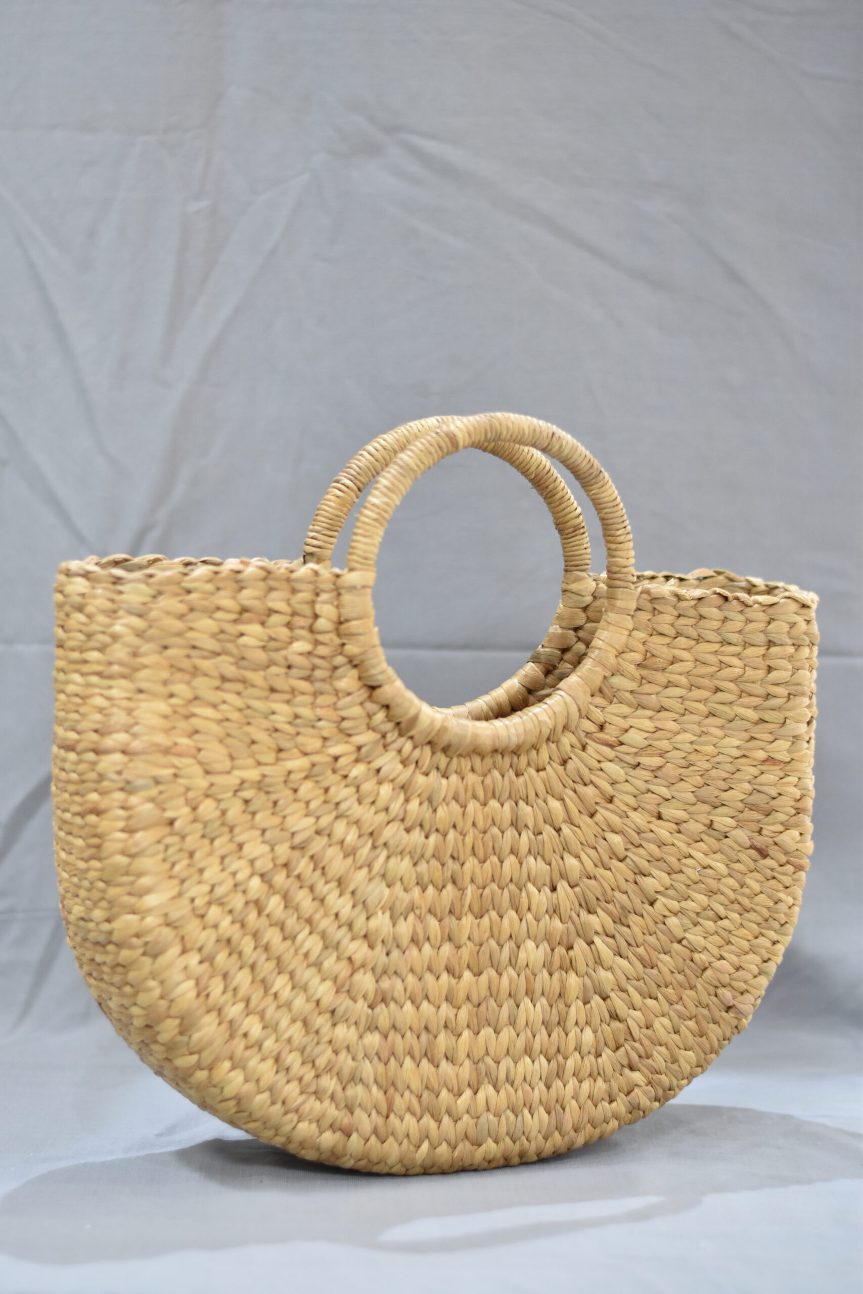 Handcrafted Water Hyacinth Handbags With Embroidery | MugaSilk